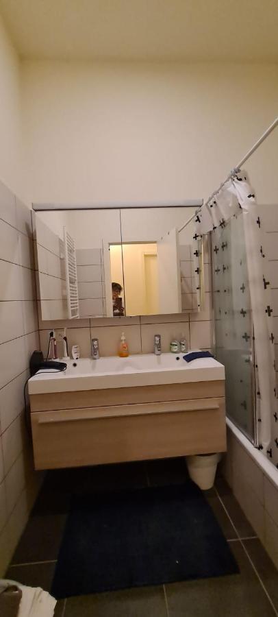Residentie Reilof Ghent Luaran gambar